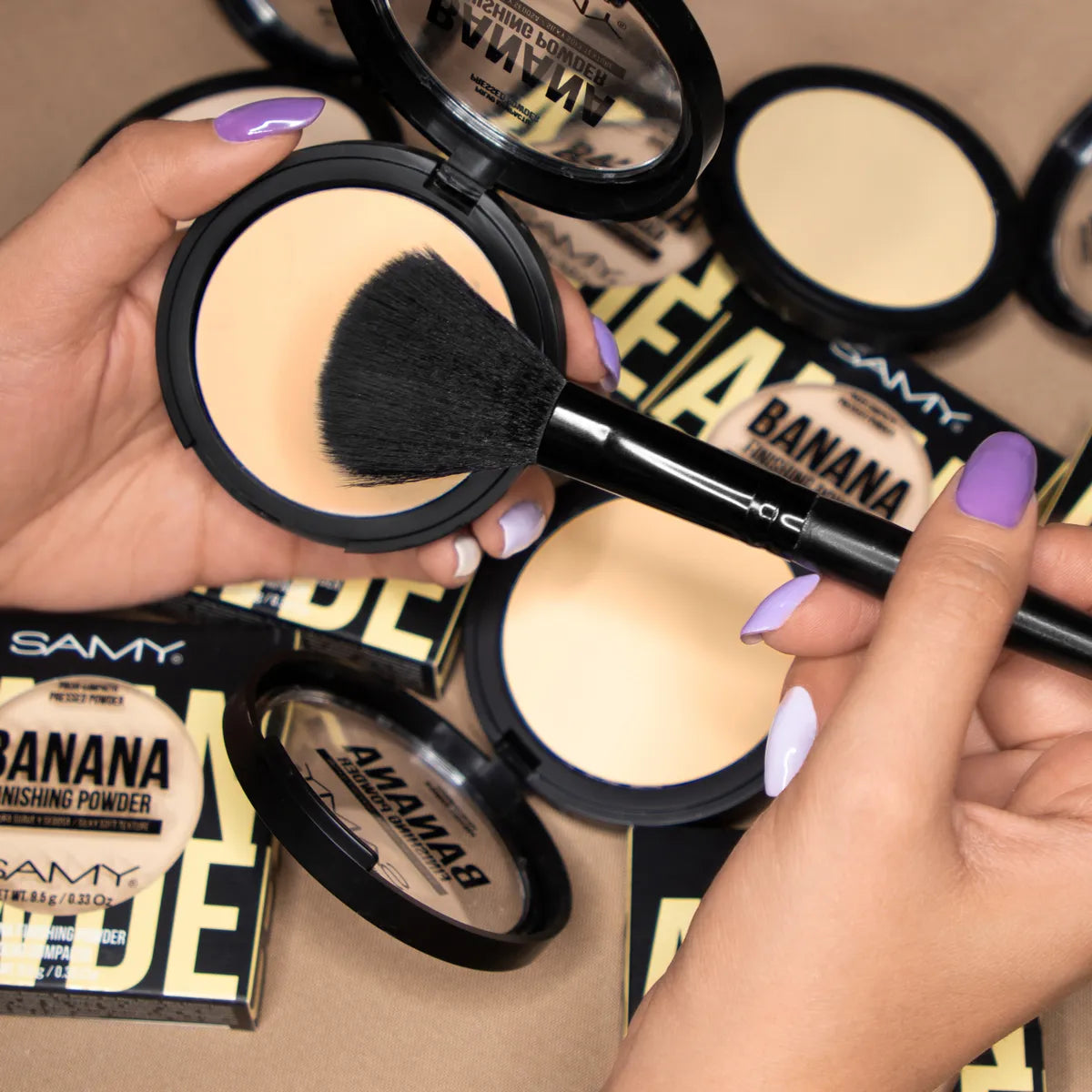 POLVO COMPACTO BANANA SAMY