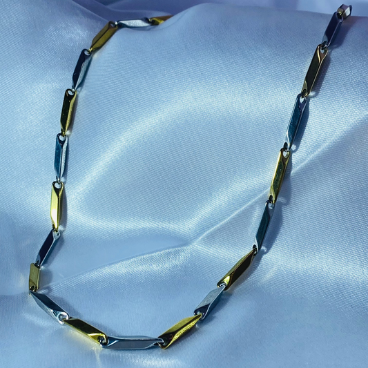 NKMES0003 COLLAR ACERO FINO AVANT