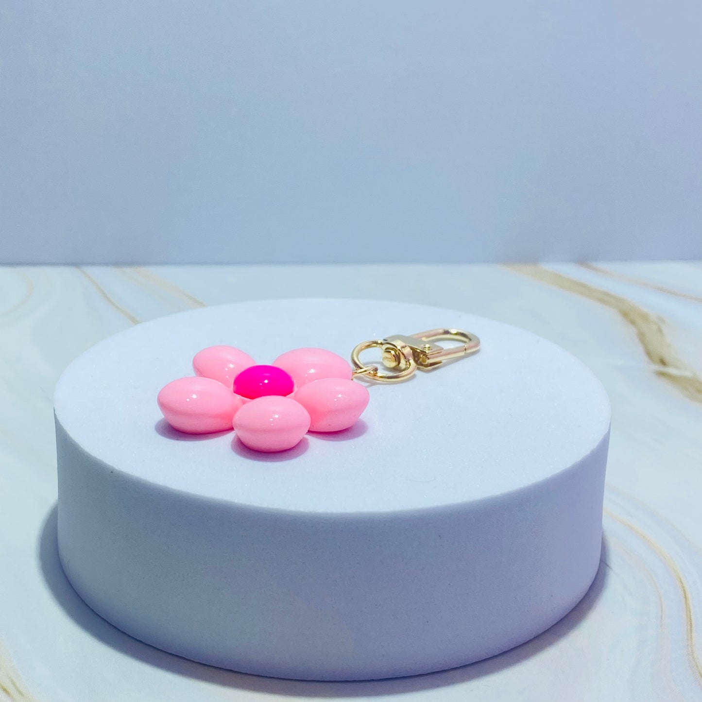 LLAVERO FLOR PLASTICA