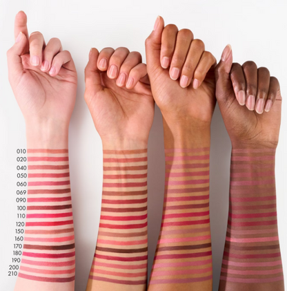 CATR. PLUMPING LIP LINER 010