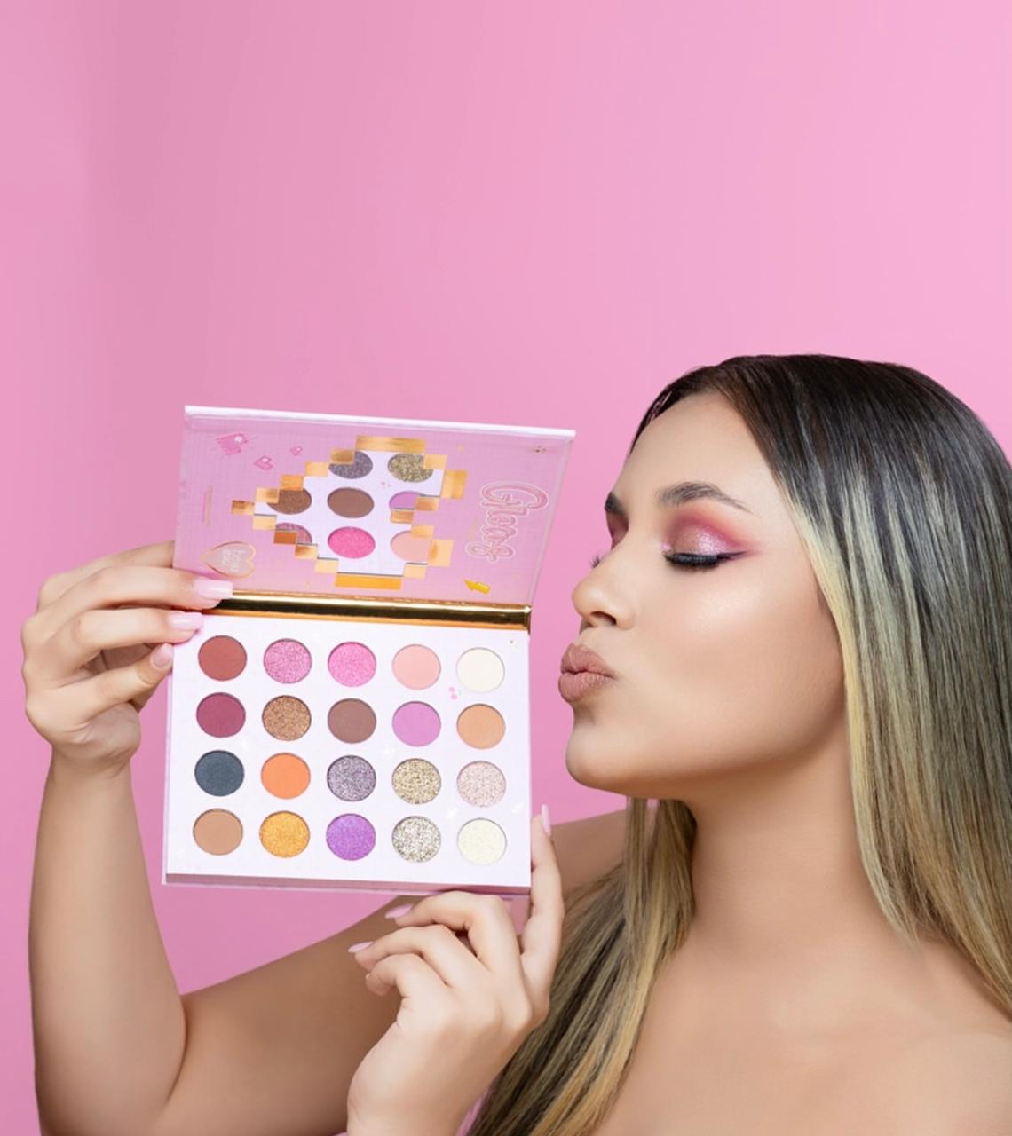 JAG-301 PALETA DE SOMBRAS GROWS BEAU VISAGE