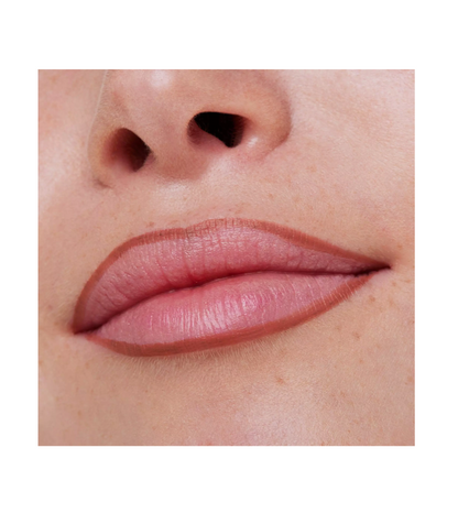 ESSENCE 8H MATTE COMFORT LIPLINER 01
