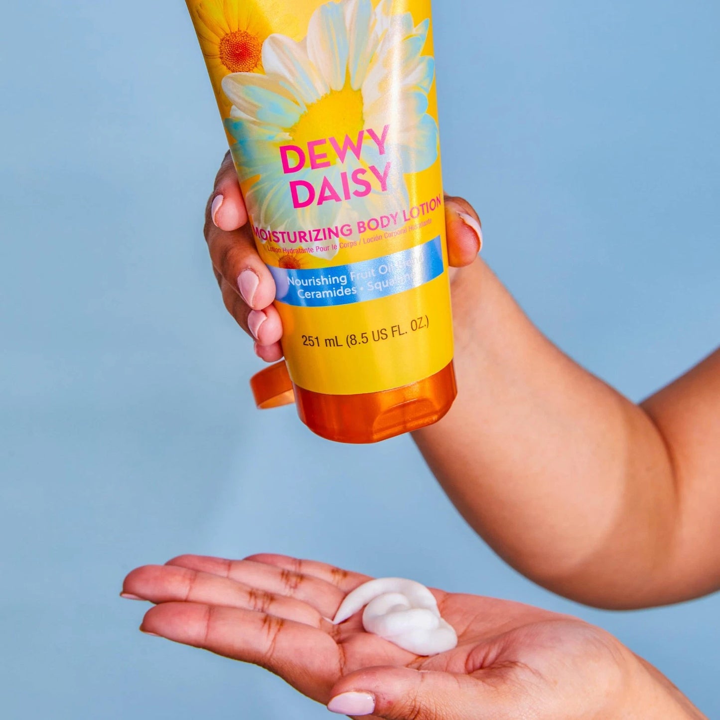 TREE HUT CREMA CORPORAL DEWY DAISY 251ML
